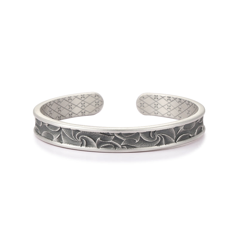 Crescimento Cuff Bracelet